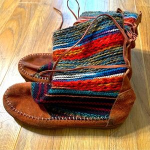 Tom’s size 7 fur lined moccasins